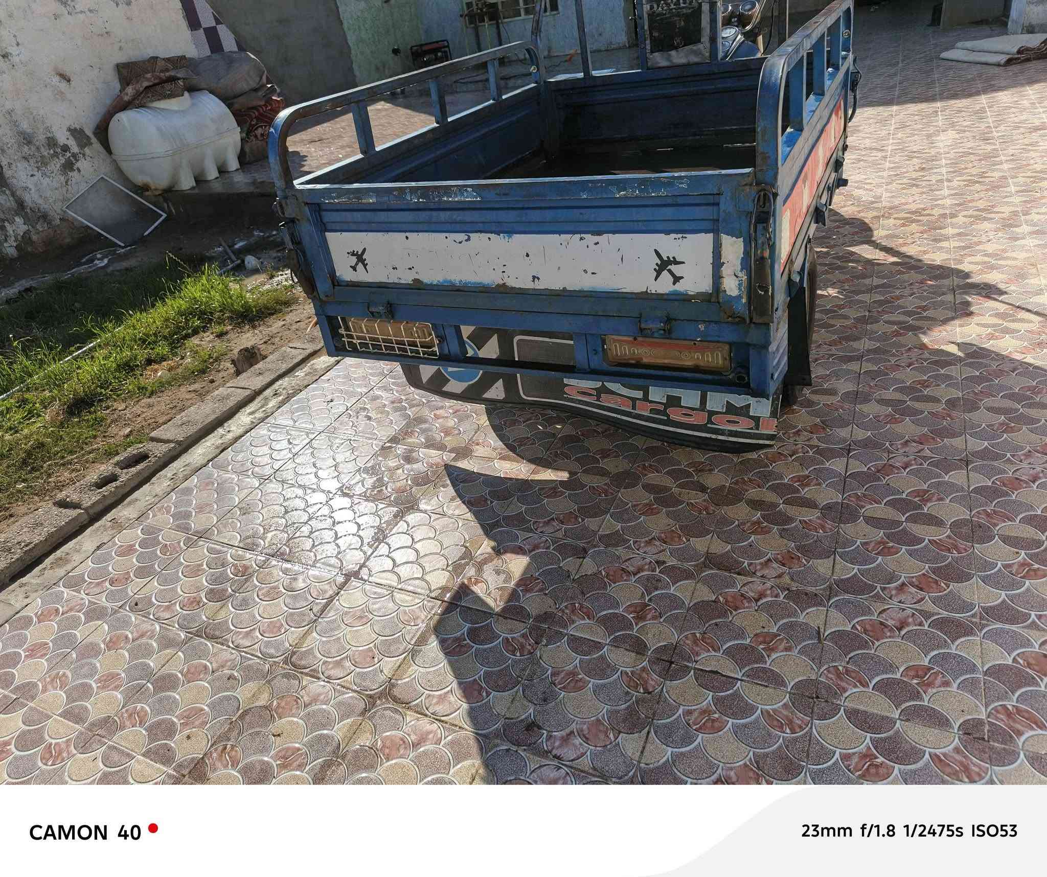 السلام عليكم بيع مستعجل 
ستوتة دايوان مديل 15
باقي تفاصيل هذا رقمي 
***********
المكان واسط عزيزية
