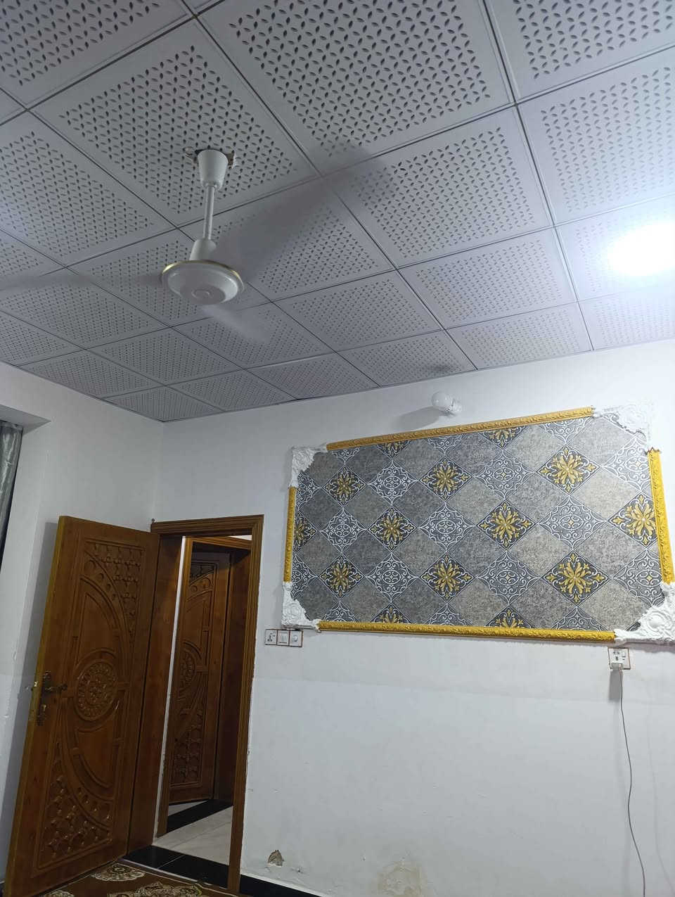 سلام عليكم عندي بيت البيع العنوان شبانات البزل الاول بيت مساحه 160متر نوع العقار عقد  17بيت يخبل مرتب ستوني مسوي ماي جديد كهرباء جديد سيرميك جديد ارضيه وجداري بيت كامل متكامل تجبي كبل تكعد بي الله شاهد بيت يخبل  ومتوازي على بيعته طابقين  سعر البيت 70وبي مجال
3غرم نوم

ومطبخ 4/3

وستقبال5/5

وصاله3/3

وهول 4/4

طارمه جبيره

4حمامات

ائي ستفسار تصل علي هذا الرقم *********** Singapore
