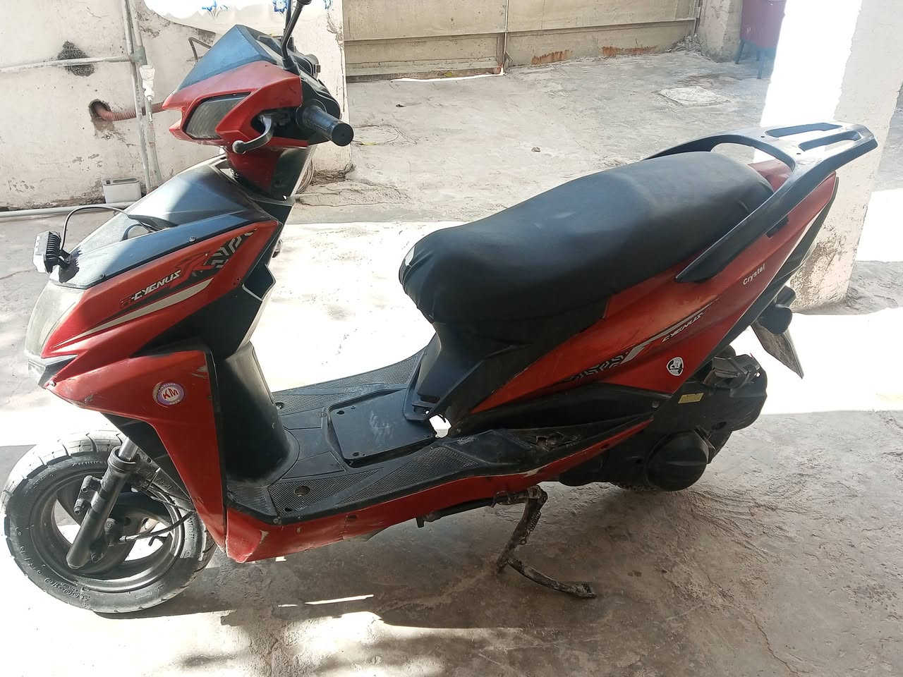 دراجه سكنز سرعتهه 140  شغاله كهربائياتهه بيها تبخير شغاله كما موضح باالفديو السعر 250الف قفل (***********)
