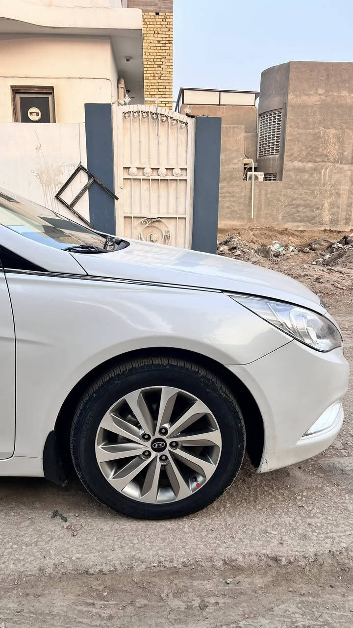 السلام عليكم سونتا موديل ٢٠١٤ خليجي كفاله عامه من الصبغ والبارد والتبديل وفول واحد على واحد مكينه مامفتوحه كير مامفتوح سياره كرتون تخم تاير جديد حداديه كورتون بجم زنون رقم اربيل دولي مالكها جيراني تحويل مباشر السعر ١٤٨وبيها مجال مكاني بابل الحمزه الغربي السونار مرفق بلمنشور ***********
