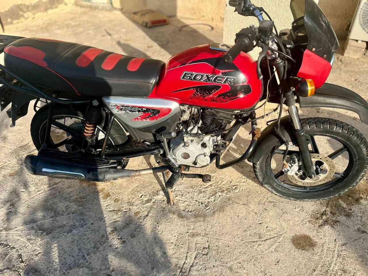 للبيع
دراجة بوكسر 
موديل 2019
رقم وسنوية كامل 
للاستفسار الاتصال على الرقم 
***********
