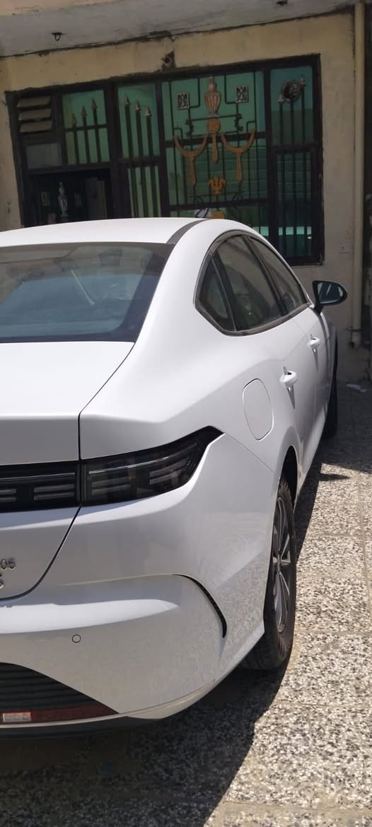 السلام عليكم
Byd 2025 رويلدستر زيرو ماشية 4000 مكان بغداد 

‭***********‬
