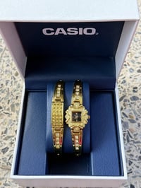 ساعة ياباني • سوار • توصيل