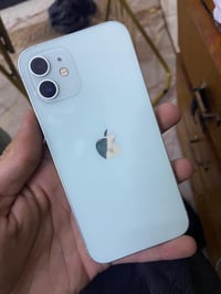 ايفون ١٢ • بطاريه ٨٠ • سماعه عاطله