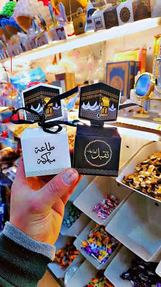 تحطيم الأسعار 
عروضنا مستمرة 
توزيعات عمرة
  السيت يحتوي على 25  قطعة 
السعر فقط ب3.000  
بطل زمزم 
السيت يحتوي على 12 قطعه
السعر فقط ب3.000
أن شاء الله تنال اعجابكم ورضاكم
ليس لدينا فرع اخر 
فقط مطيبات جمانة 
جمانة لبيع مواد الكيك ومستلزماتها
وأعياد الميلاد والسفريات ذات الاستخدام الواحد
العنوان ديالى المقدادية 
حي المعلمين 
شارع العام الرئيسي 
أنانا موول في الطابق الارضي والطابق الاول يتوفر توصيل 
في المقدادية على مدار ٢٤ ساعة ويتوفر ايضآ في جميع المحافظات الشمالية والجنوبية والوسطى وبغداد
للاتصال فايبر واتساب ماسنجر
***********
***********
رابط الانستا
https://instagram.com/jmana_ca?igshid=xojdgshucvw6
