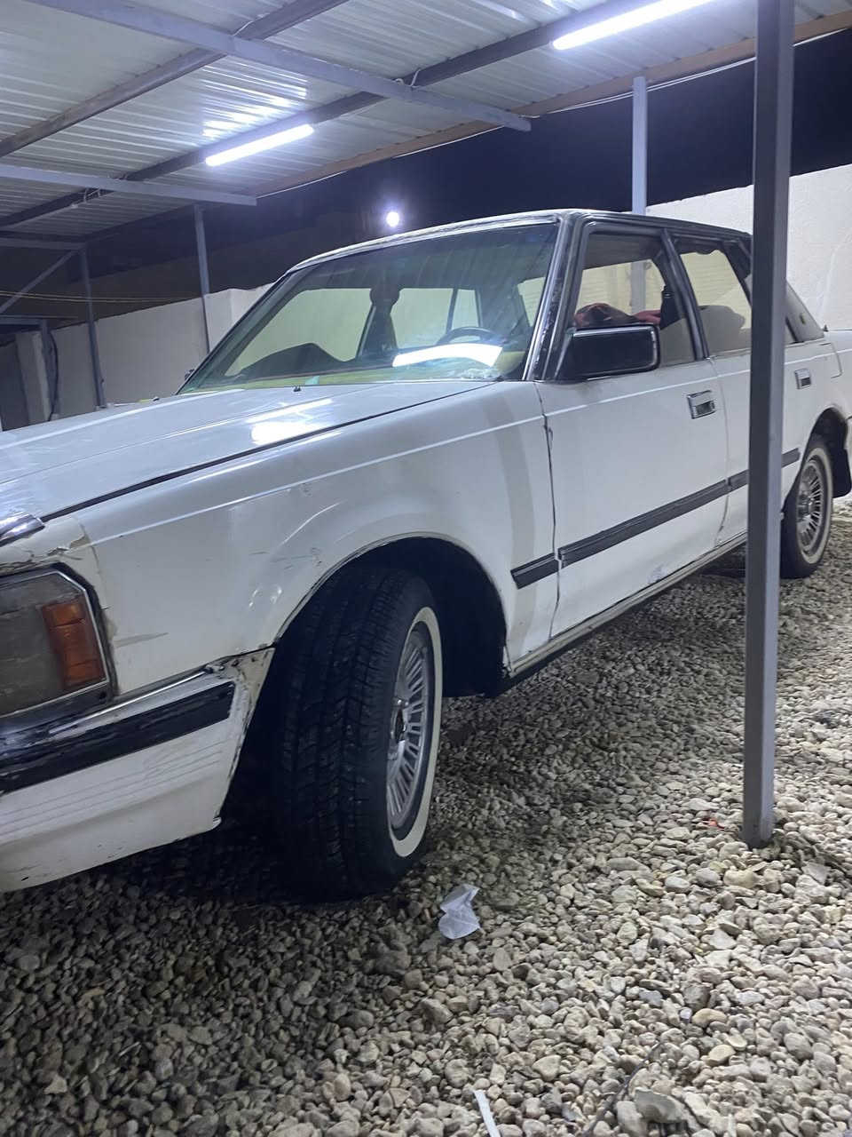 السلام عليكم سوبر اللبيع موديل (1984) رقم كربلاء إنكليز ابسمي مكينه وكير بطه (2500) السعر (35) وبيه مجال مكان كربلاء رقمي (***********)
