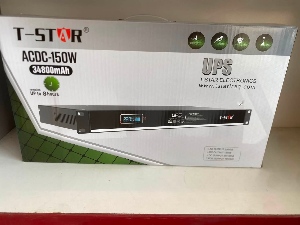 هذا الجهاز هو منظومة خزن الطاقة الاحتياطية (UPS) من شركة T-STAR Electronics (موديل ACDC-150W).
تم تصميم هذا الجهاز خصيصاً كحل متكامل لتشغيل أجهزة الشبكات المنزلية، منظومات المراقبة، وشحن الأجهزة الإلكترونية أثناء انقطاع التيار الكهربائي.
 أبرز المواصفات التقنية:السعة الاستيعابية: بطارية مدمجة ضخمة بسعة 34800mAh.القدرة الكلية: طاقة مستمرة تصل إلى 150 واط.
فترة التشغيل: تمنحك طاقة تشغيلية تدوم حتى 8 ساعات متواصلة (حسب استهلاك الأجهزة المربوطة).نظام الإخراج الثنائي (AC/DC): يدعم إخراج كلا التيارين لتشغيل مختلف الأجهزة في وقت واحد:مخرجي تيار متناوب: AC OUTPUT 220V ×2مخرجي تيار مستمر: DC OUTPUT 12V / 9Vمخارج نانو/شبكات: POE OUTPUT 15V / 24Vالشاشة الرقمية: مزود بشاشة LCD صغيرة في الواجهة لعرض مستوى شحن البطارية وقيمة الجهد الكهربائي المستهلك.

🔌 الاستخدامات المثالية:تشغيل أجهزة الإنترنت (الراوترات وأجهزة النانو ستيشن) عبر منافذ الـ POE والـ DC المباشرة.تشغيل أجهزة تسجيل كاميرات المراقبة الصغيرة (DVR / NVR) والكاميرات التابعة لها.شحن الهواتف الذكية والأجهزة اللوحية.

مكتب  علي هادي للستلايت وكاميرات المراقبة 
بغداد الغزاليه شارع الضغط 

للحجز والاستفسار اكثر  مراسلتنا عبر رابط الواتساب
‏https://api.whatsapp.com/send/?phone=964***********&text&type=phone_number&app_absent=0
- [
