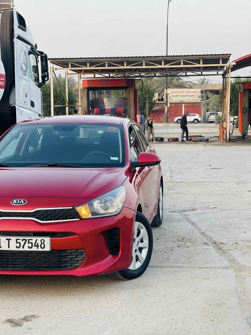 السلام عليكم كيا ريو موديل 2018رقم بغداد دولي حادثه جاملغ امامي مبدل بلادي نفس ألون فقط الباقي كفاله عامه سونار موجود مواصفات تحكم ستيرن شاشه كامره مكينه 1600مامفتوحه سياره جديده كلش وجاهزه مابيه اي نقص كير ومكينه تبريد حداديه كله مكفول السعر 112الشراي يتصل مكاني بابل ***********
