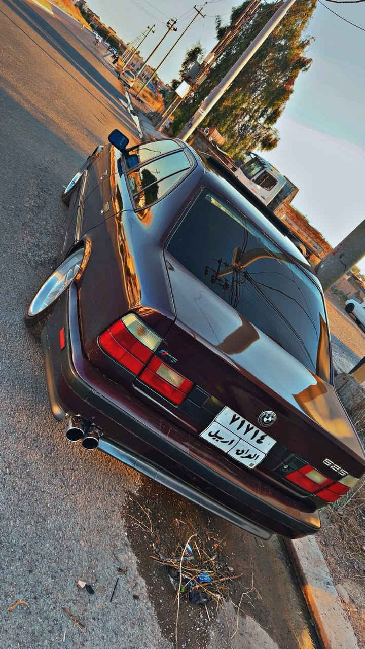 ماشاءلله لة مالي هةموو لايةك… شتي دانسقة..🧿BMW..525..         سعر68$
موديل…1991..فوول ماسةفات..

 بي ليدران..سةقف بي مةحجون…525..مةكينة ديجيتال… abs..بيلاد توماتيك…دوگمةي ئيس و بةفر..تةبريد…سلايد…حةوت كةلة…تةعديد سورعة..سوكان ڤؤليوم..ناو فؤرميكا..كوشن قوماش بيلادي..دةبل ئيرباگ…تةبريد مةركةزي…قوفل مةركةزي…گيج ئةلقة…تةلةفؤن..شةش سيدي كاسيت…دةبل جةكمةجة…جام كارةباي..ئاوينة كارةباي…ئاوينة اوتؤ..جام اوتؤ..لايت بةرز و نزمي..پيش و پيشت ئيم ..تاخم ويل M.. ١٨دوسايز نوي..لايت ئةلقة و فانؤس…ئيمپي فايةر..شاشة ايپات..زؤر ماسةفاتي تر…سةيارةكة  بةس ماشاءلله ي دةوي لة خاويني گير و مةكينة و اكسل بةشةرتكارةباي كأمل بةشةرت 🧿


**إذا كنت صاحب هذا الإعلان وتريد حذفه لأي سبب، رجاءا أرسل رسالة إلى الدعم الفني**