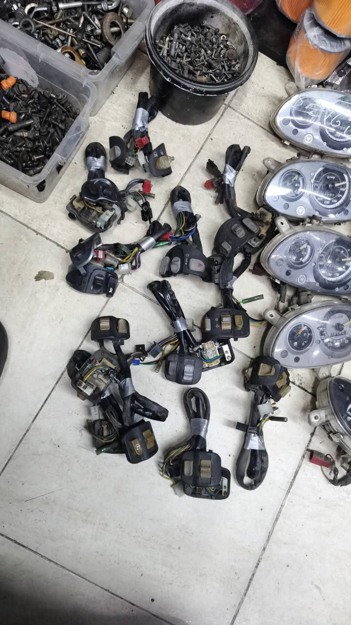 معرض الامير
***********
دشبول بريز كابريتر و ثعلب كابريتر  سعره 30الف
مجمع دكم ثعلب و بريز سعره 20الف
بغداد كريعات قرب مجلس البلدي مال كويتي
توصيل لجميع المحافظات 5الاف
