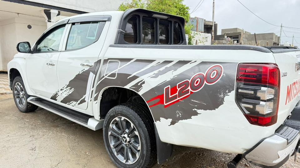 ميتسوبيشي للبيع موديل 2022
بيها ضرر قطعتين

كير أوتوماتيك (كاز)

السيارة جديدة خير من الله 

تبريد ثلج 

ماشية 57 km مثل ما موضح بالصورة

السعر 225$ بيها مجال للطيبين 

مكان ديالى كنعان 

الرقم والاستفسار ‭0772 438 4428
