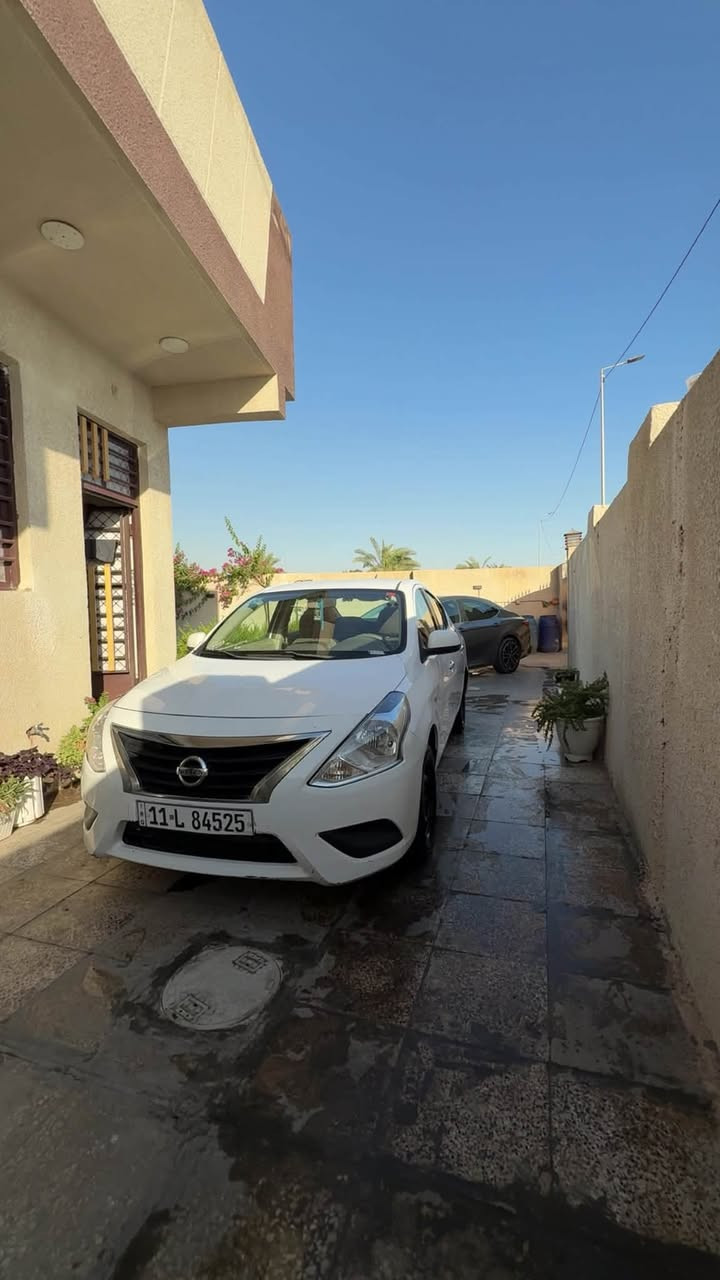 السلام عليكم سني هندي موديل 2020 ماشيه 84 الف السعر 97 وبيها مجال شاشه كامره سياره بيها ملاحظات مكينة كير تبريد صدر مكفول انطخت عندي الباب الخلفيه بيها صبغ والصفحه الثانيه الخلفيه هم والجاملغ باسمي مكاني بغداد الزعفرانيه 
***********

