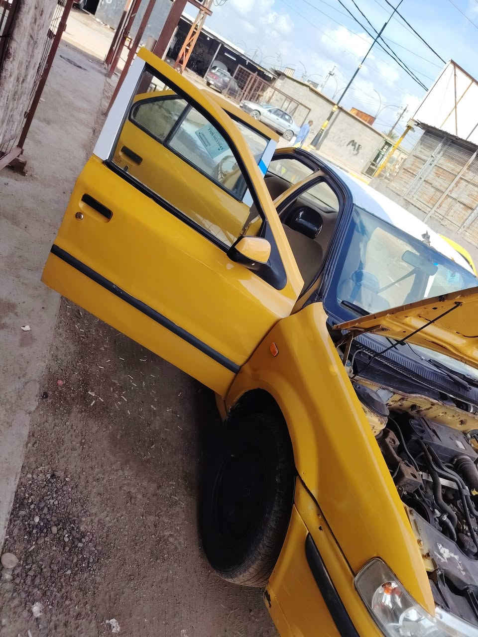 للبيع سمند رقم بغداد سياره رايدلهة ترتيبات محركهة مابي شي كيرهة مابي شي سياره رايدلهة شويه شغلات لكهربائيات كلهة شغاله رقم بغداد سياره سياره عليهة غرامه ١٠٠ وهيئه ٤٠ بس انته مالك شغله تأخذ صافي مكان سياره ابوغريب خان ضاري   ***********  واتساب متواجد سعر ٢٨ وبيهة مجال تعال شوف سياره وبيك خير ودلل *********** الي ميحصلني بي واتساب
