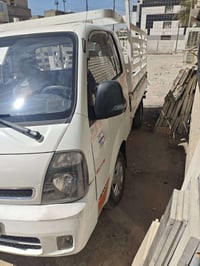 كيأ18 بدون صبغ صدر وباتري وتايرات جديده كفاله عامه  رقم واسط انكليزي ب...