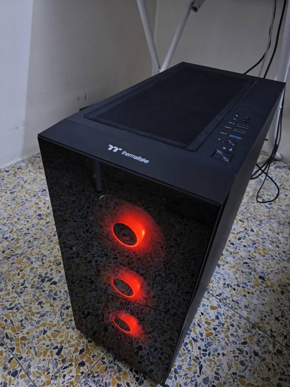 كيس وشاشة للبيع i512400F 3060ti
CPU: Intel Core i5 12400F

CPU Cooler: NZXT T120 

Motherboard: Gigabyte H610M H DDR4 

GPU: Gigabyte GeForce RTX 3060 Ti

RAM: G.Skill 16GB DDR4 3200

Storage: 512GB M.2 SSD

Power Supply: Thermaltake 650W

Monitor: Gigabyte G24F 2 165Hz (180Hz OC)

وسماعة

Hyperx cloud II

الكراتين كلها موجودة 

السعر مليون و100

مكاني بغداد السيدية (توصيل ماعندي)


**إذا كنت صاحب هذا الإعلان وتريد حذفه لأي سبب، رجاءا أرسل رسالة إلى الدعم الفني**