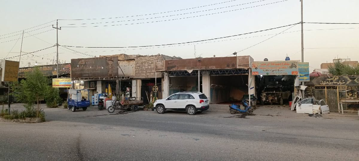 محل للايجار الموقع حي ميسان شارع الشريط مجاور شارع عودة موقع تجاري للاستفسار الاتصال على الرقم التالي ***********
