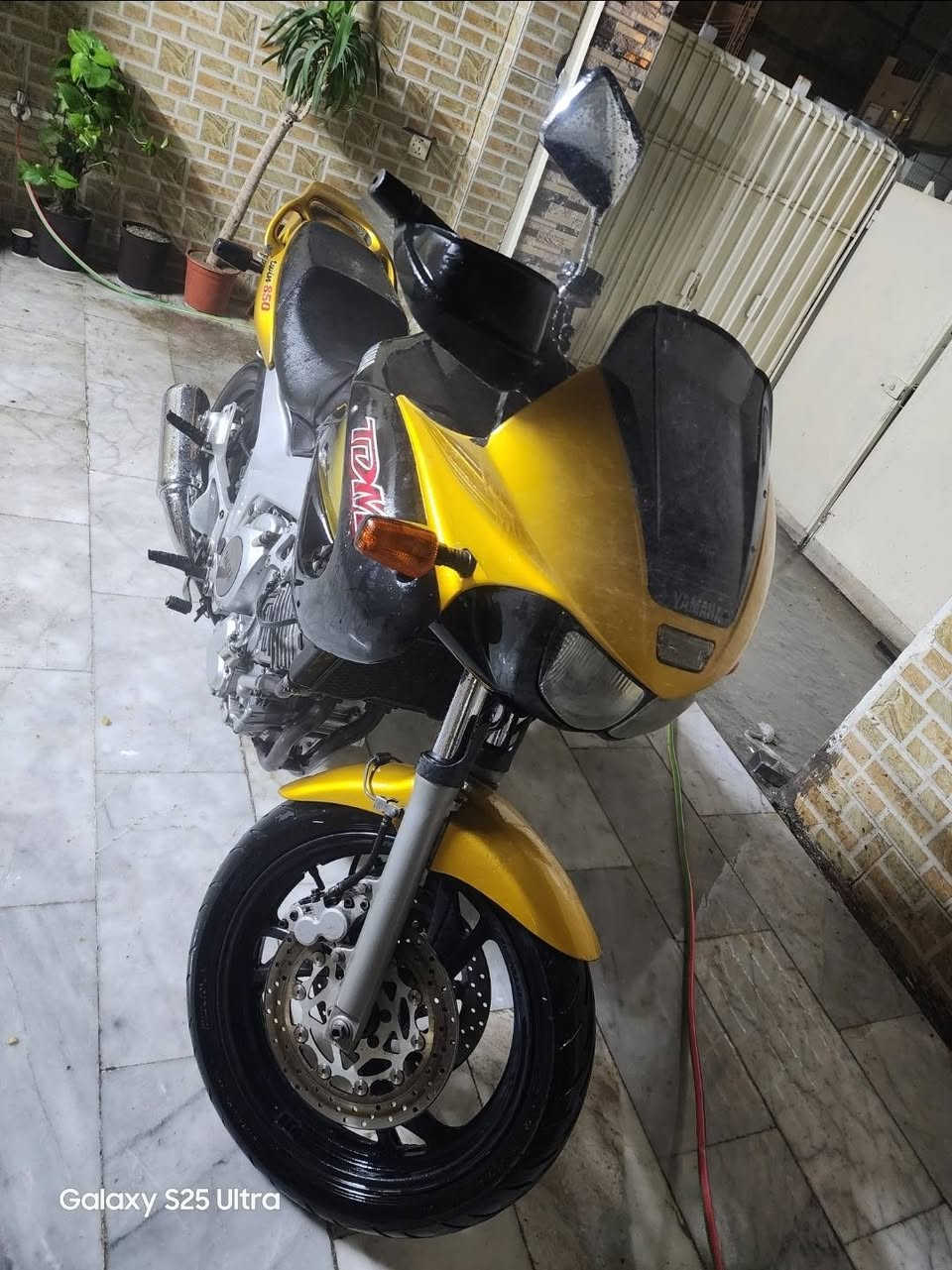🔥 للبيع بطح ياماها Yamaha TDM 850 🔥

دراجة مرتبة ونظيفة جداً
محرك 850 سيسي لو 900  مكفولة 💪
سحب قوي وصوت مرتب وثبات عالي بالطريق

✅ استخدام شخصي
✅ مكفولة كلها
✅ دبل صالصنة 
✅ شكل رياضي
ماخذه من المعرض قبل شهر ب 24 ورقة
البيع للجاد فقط
اريدها السعر  22$ ورقة بيها مجال بسيط 
📍بغداد البنوك 
📩 التواصل 
***********

الدراجة فقط مكاتبة 
*الدراجة لا تسجل في دوائر المرور الكونها ادوات*
