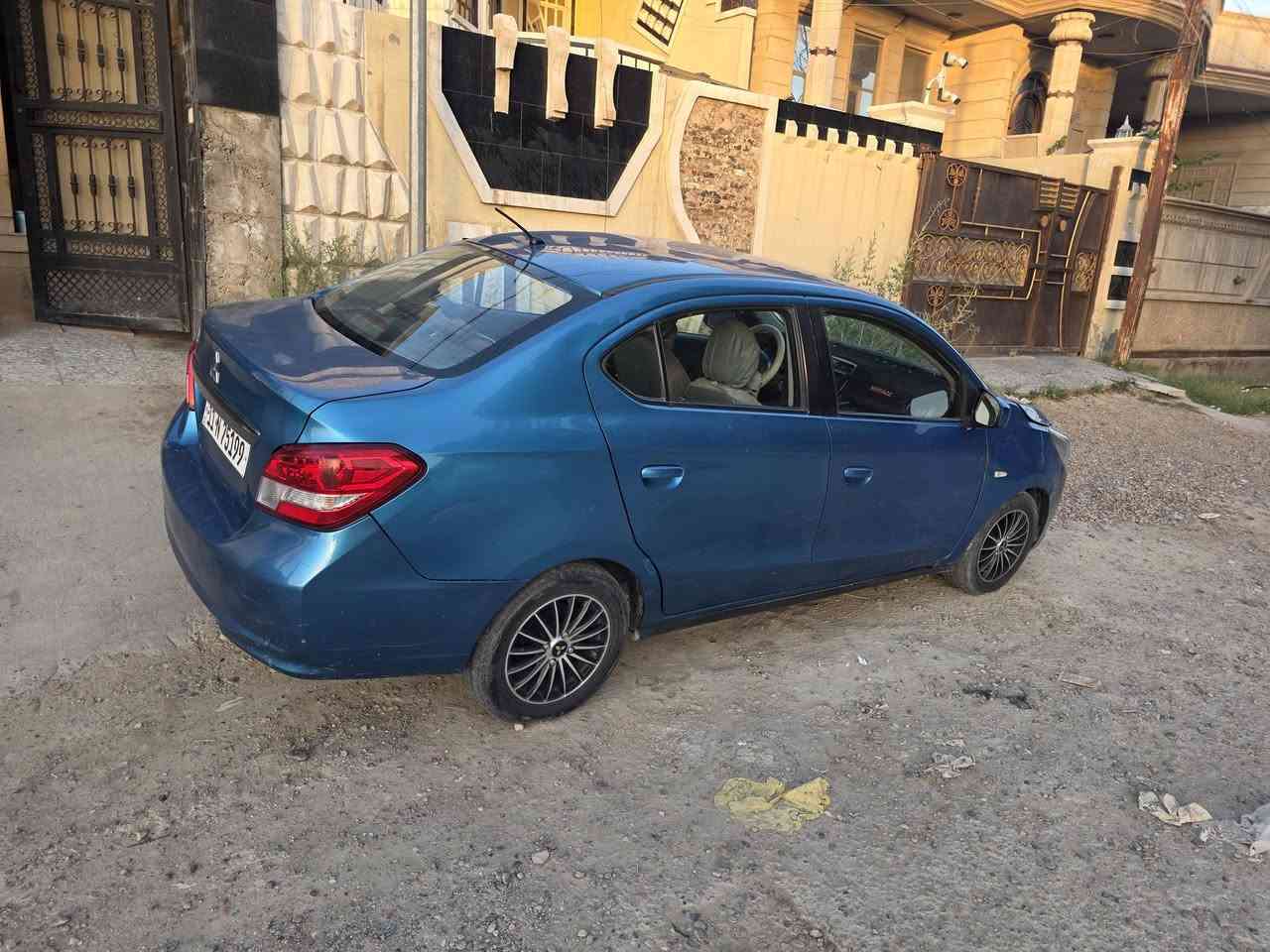 مسيوبوشي ميراج G4  ٢٠٢٠
رقم بغداد جديد وهزه وسنوية بأسمي
سعر ب ٧٣ ورقه وبيه مجال

المواصفات /
محرك ١٢٠٠ - ٣ سلندر اقتصادية جدًا 

Ecoنظام
 
نظام الاحتراق vvt 

شاشة اصلية مسيوبوشي بلوتوث

كامرة خلفية 

٤ مري تحكم كهربائي السايق اوتو

تحكم ستيرن 

تحكم مرايات

تثبيت سرعة كروز

مانع انزلاق Abs

تبريد ثلج - تدفئة

دوشمة كشنات 
——————————————-
الحادث/
 بنيد  وجاملغ 

———————————————-
مكان السيارة بغداد 
 
***********
