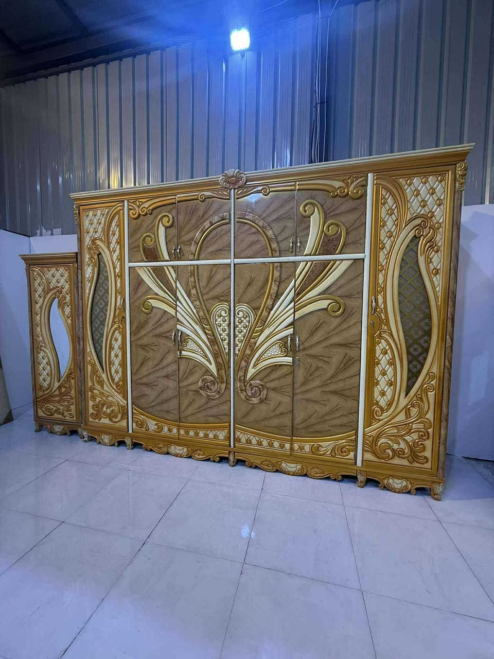 غرفه صاج داخل خارج صاج
السعر ٨٥٠ ٨٠٠ قفل
شد نقل داخل بغداد مجاني
نصافه ٩٠
٩ قطع 
جعب غزال 
لون مرمري صبغ حراري


**إذا كنت صاحب هذا الإعلان وتريد حذفه لأي سبب، رجاءا أرسل رسالة إلى الدعم الفني**