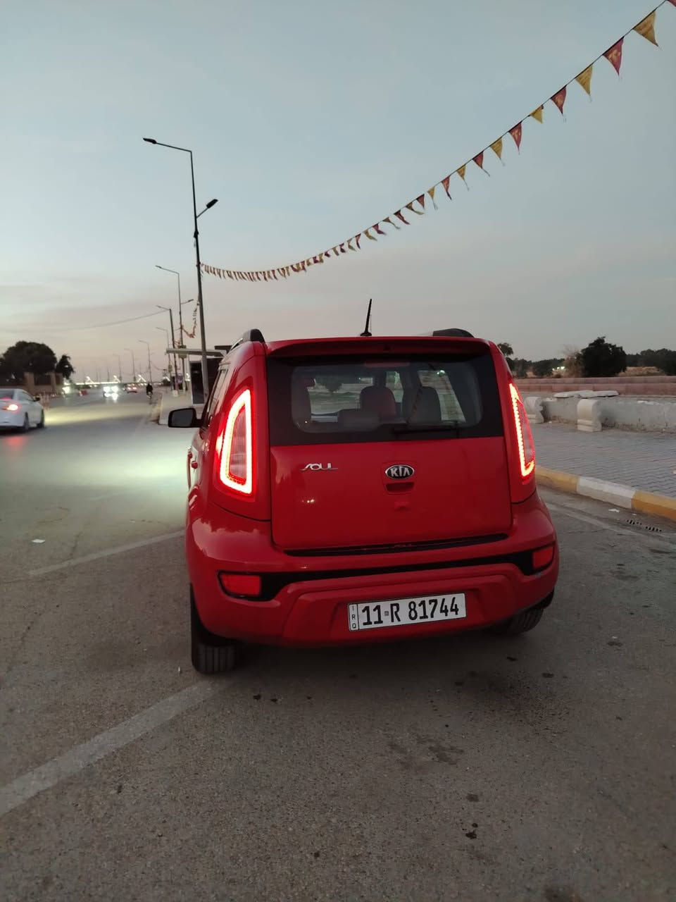 سلام عليكم ورحمه الله وبركاته خوان هاي الصول للبيع سياره نضيفه مال مره بيه دعاميه وجاملغ الشراري  السعر يخابرني ***********واني بل خدمة
