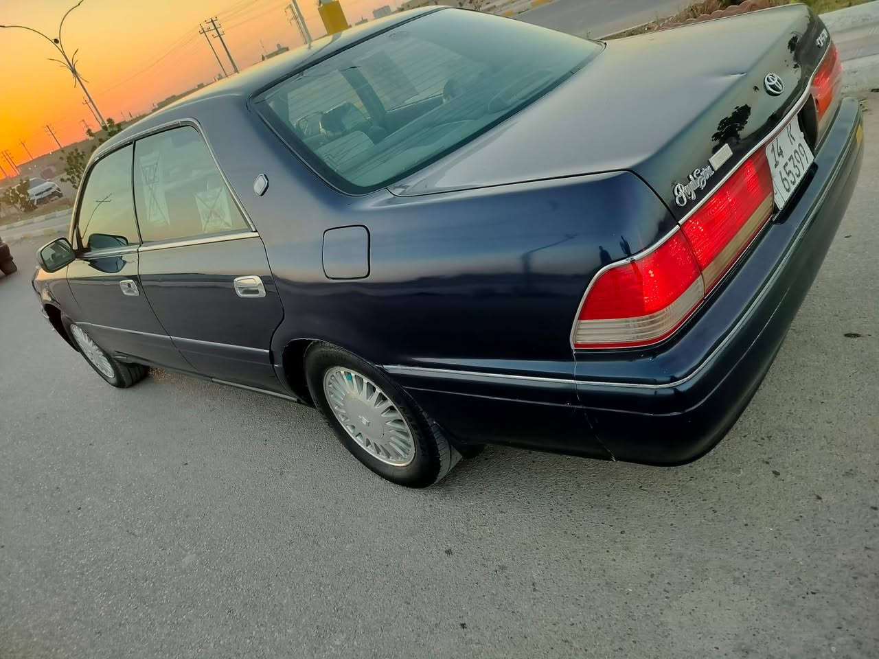 سلام عليكم راس ثور موديل97 نيلي رقم بصره نكليزي  سنويه جديده هزته بعدهي مامنتهيه مكفوله كفاله من ضربه والكص والنقل والتجيه والكلبه  كرستال اصل مكينه   وكير فيفيتي مكفولات شرط الفحص تخم تاير حداديه جديده وره وكدام دواخله حلوه حيل تنتته لايلون شاشه تاب  سياره جاهزه من كلشي   مكان الناصريه ***********
