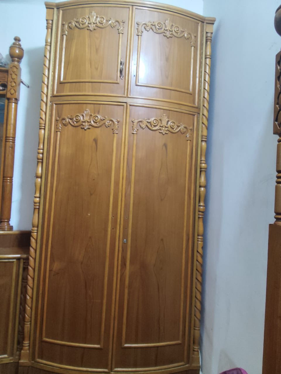 غرفه صاج للبيع مكاني الاعظميه راغبه خاتون بسعر مليون دينار فقط ***********
