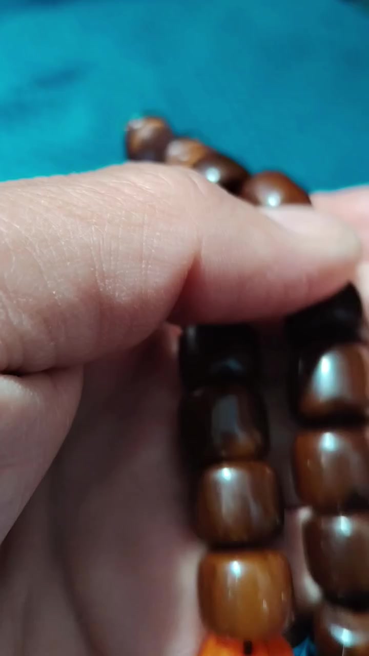 سبحة سندلوس قديم مكاني بغداد للتواصل علخاص وزنها ٧٢ غرام


**إذا كنت صاحب هذا الإعلان وتريد حذفه لأي سبب، رجاءا أرسل رسالة إلى الدعم الفني**