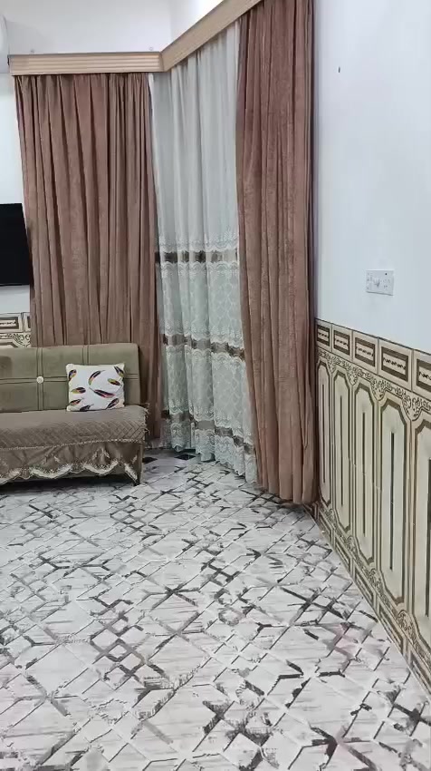 السلام عليكم اغراض بيت للبيع نضيفات مكاني اسكان الصناعي للاستفسار الاتصال على الرقم او المراسله رجأ المو شراي لايتعبني ***********
