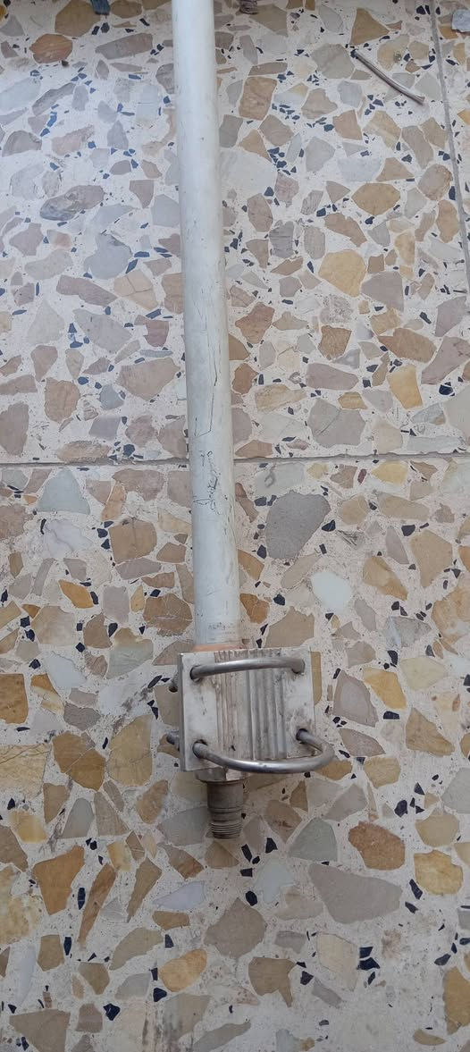 منظومه لاسلكيه للبيع
٢٥ واط اريل دخلي ٧ كيلو اريل خارجي ١٥ كيلو
محلقات اريل دخلي زاذ واير ١٠ متر اريل خارجي محوله كهرباء مكو توصيل
***********
سعر ١٥٠ الف بغداد البياع حي التراث
