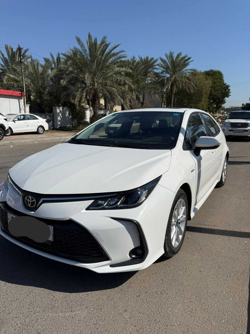 السلام عليكم
كورلا ٢٠٢٥ شكل الخليجي 

مكفوله السياره بيه شويه بارد بلجاملغ الامامي فقط 

ماشيه ١٥الف 

سياره فول موصفات 

بصمه 

فتحه سقف 

داخل جلد اسود

وباقي الموصفات المعروفه 

سياره رقم بغداد بسمي 

مكان السياره بغداد

السعر ١٥٢

***********
