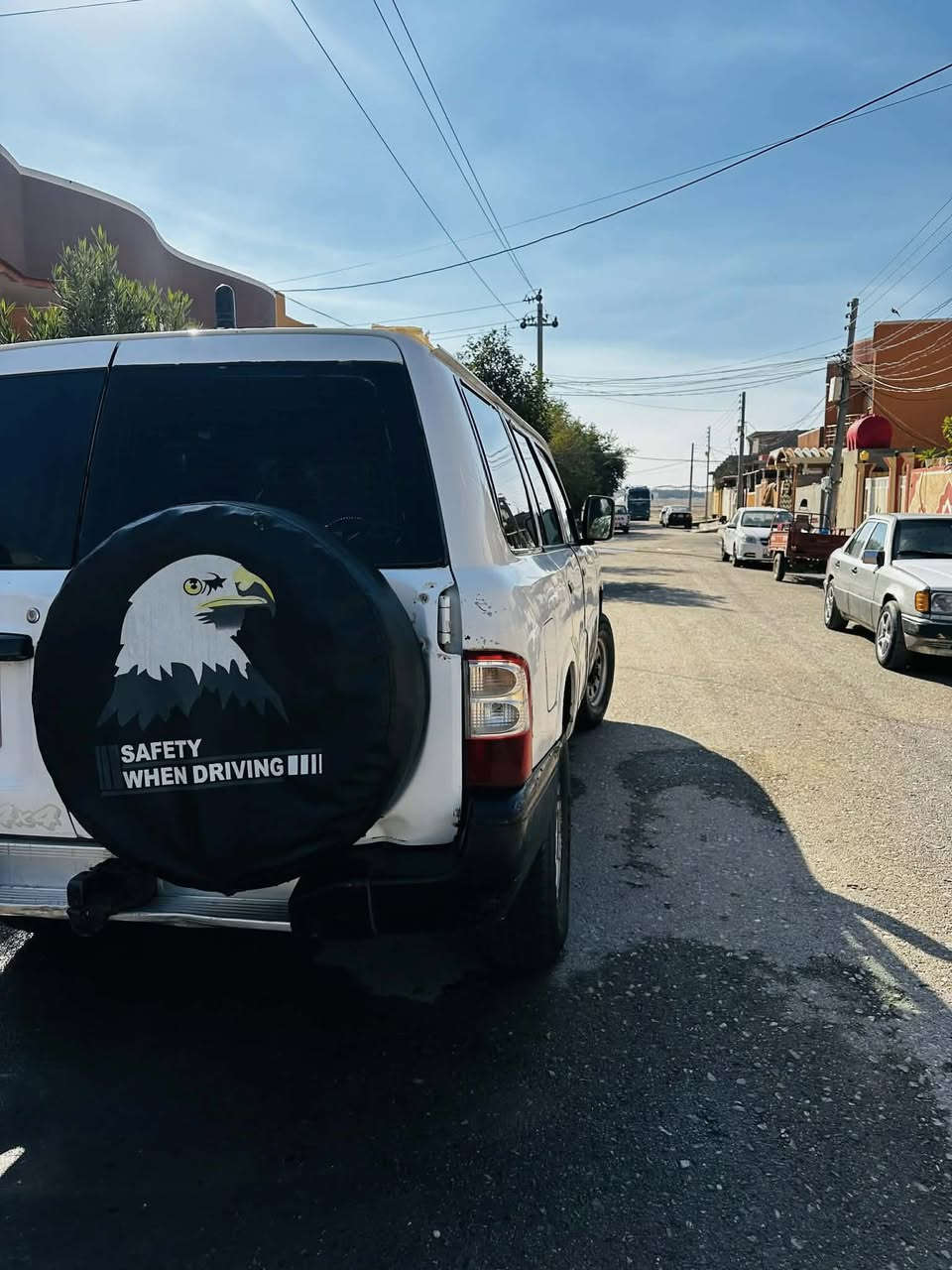 بؤ فروشتن
2001

عةيبو عاري نية

تةقةو رةقةي نية مةسروفي نية

غازي ٨٠لتري لةسةرة 

رةقةم سليمانية بةس بةشةرتي تةحويل نايدةم ما باقي هيچي لةسةر نية

عام نية بة عام ئةيفروشم  بةلاي سايةقا شانيكي داداوة 

سةقفيشي جوانة

چوار تايةي لؤكي لةسةرة

 سعريشي ٦٠گةلاو مةعمةلة 

ژ.م:***********

شوين .كفري
