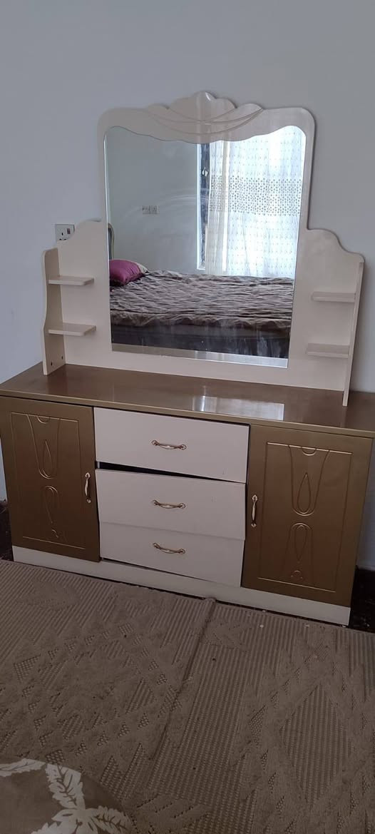 غرف نوم لبيع استفسر
على رقم***********
