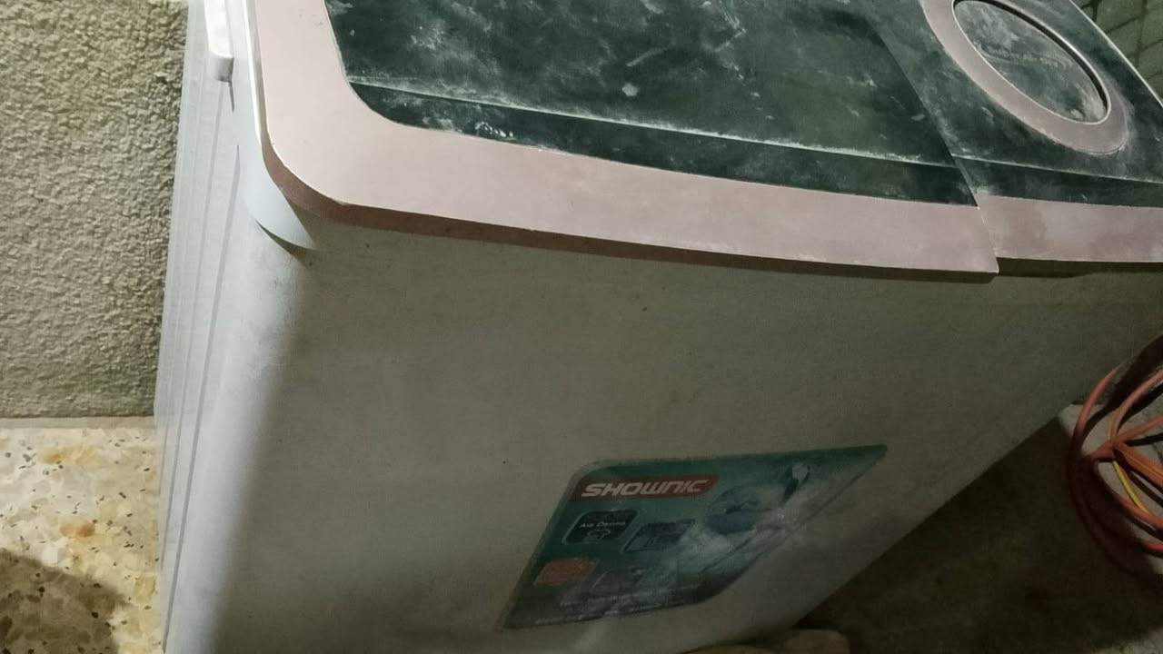 سلام عليكم عندي غسالة جديدة وكيزر اخو جديد عارضهن 250 بيهن مجال ***********
