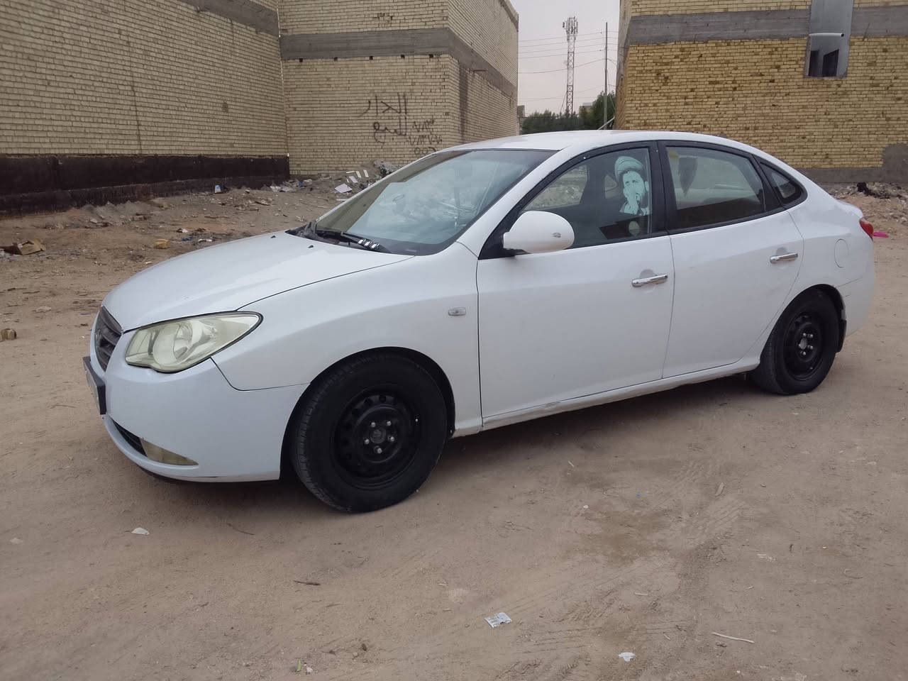 السلام عليكم النترا للبيع 2007 سياره خليجي جير مكينه خير من الله حداديه خير من اللهه الاستفسار عن الرقم *********** السعر 93
