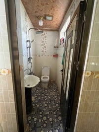 دار للبيع في حي السلام المربع الذهبي ..ركن مساحته ١٦٧ م يحتوي على ٤ غر...