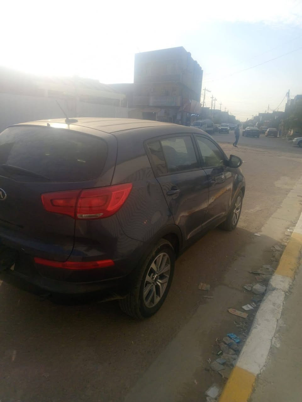 كيه سبورتج 2016 وأرد حادثه من امريكا جاملغ امامي وبل عراق طخه خفيفه بلصندوك مكينه 2400 كير جديد صدر امامي خلفي دواخل جديده كشر حيل نظيف شرط عقد مروري لسعر 133لسياره رقم بغداد مكاني بغداد شهداء السيديه ***********
