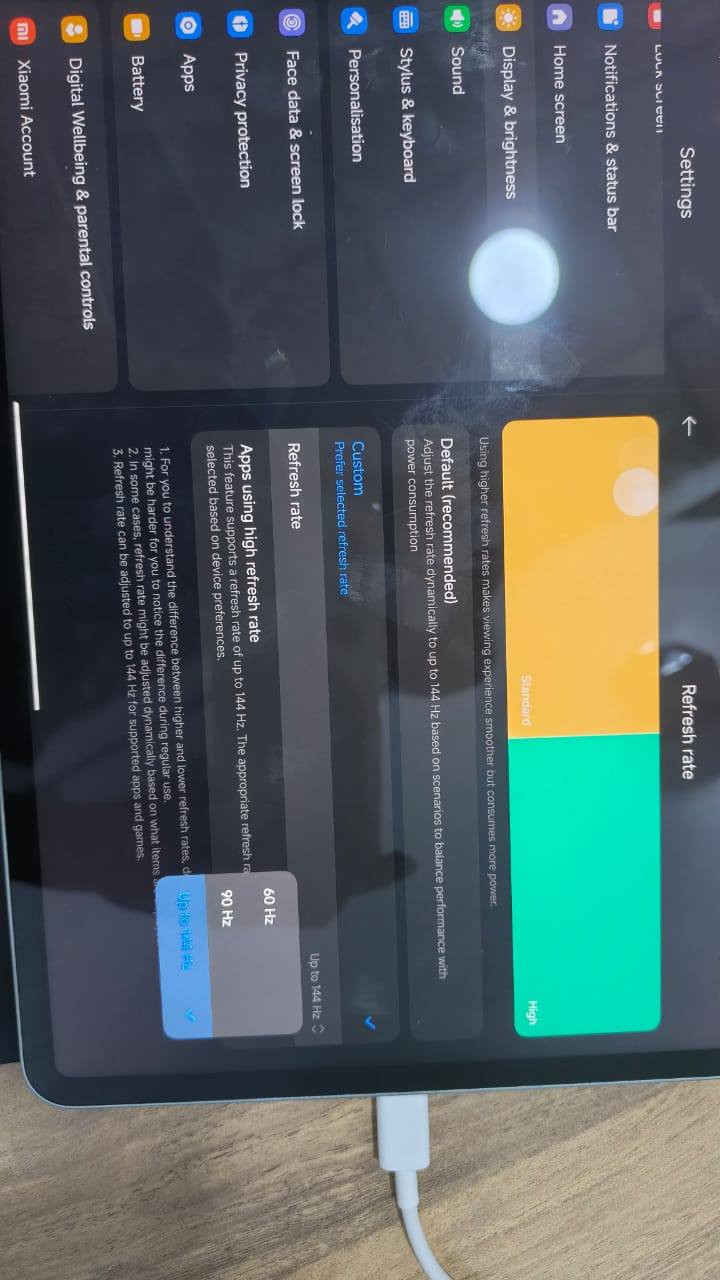 ايباد شاومي باد 7 للبيع
موصفات: 

المعالج:  Snapdragon 7+ Gen 3 🔥
يشغل ببجي 90 فريم ثابت 🤯

الشاشة:   11.2 بوصة - 144 هرتز - IPS LCD🫡

الذاكرة:   256GB و RAM 8GB 🔥

البطارية والشحن السريع8850 مللي أمبير - 45 واط يعني يطول وياك يومين ويشحن من 0 الى 100 بنص ساعه 

السمعات:  يحتوي على اربع منافذ للصوت من شركة عالمية 
Dolby Vision•Atmos 🔊

الجهاز متكامل تماما الجهاز اي خدش ما بي على وضع وكاله بعده جديد استعمال دراسة فقط!!! 

الون المميز 😍

مكاني نجف شارع المطار القديم

الاستفسار:  ***********

السعر 350الف  مع كامل ملحقات شاحنة و كفر مغناطيسي و لعلبة
