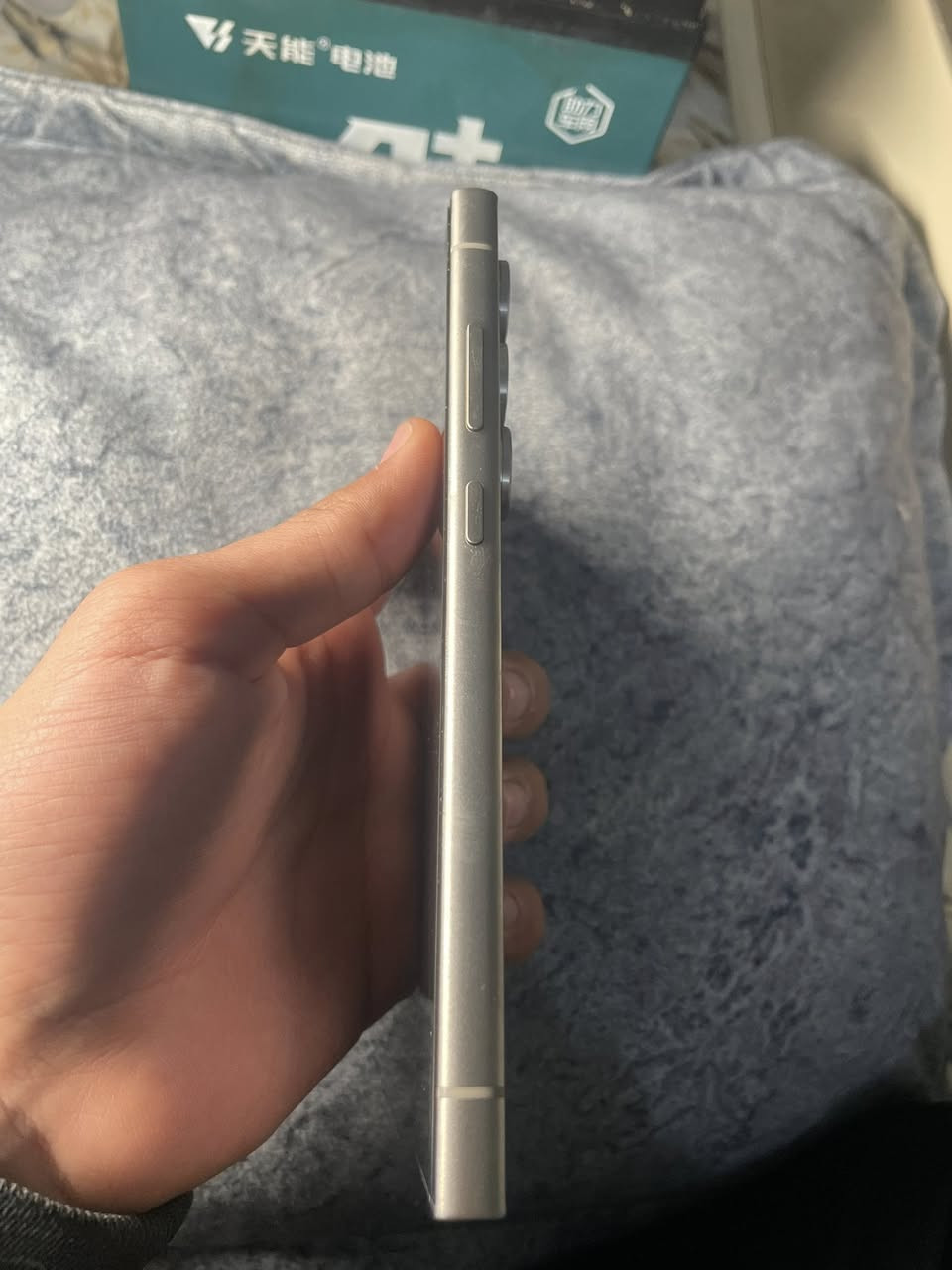 اس24 التره ذاکره 256
12 رام

دبل سيم عربي بالكامل

بوبجي 120 فريم

يعني فول فول مواصفات

.

بطاريه 5000

نظافة مليار بالمية ولا شخط بيه

سستم صوت استدیو

معالج سناب دراجون

.

كاميرا عملاااااقة

شاشه سوبر اموليد بصمه بشاشه

مواصفات الجهاز معروفه

دبل سیم عربي بالكامل .

سعر مليون


**إذا كنت صاحب هذا الإعلان وتريد حذفه لأي سبب، رجاءا أرسل رسالة إلى الدعم الفني**