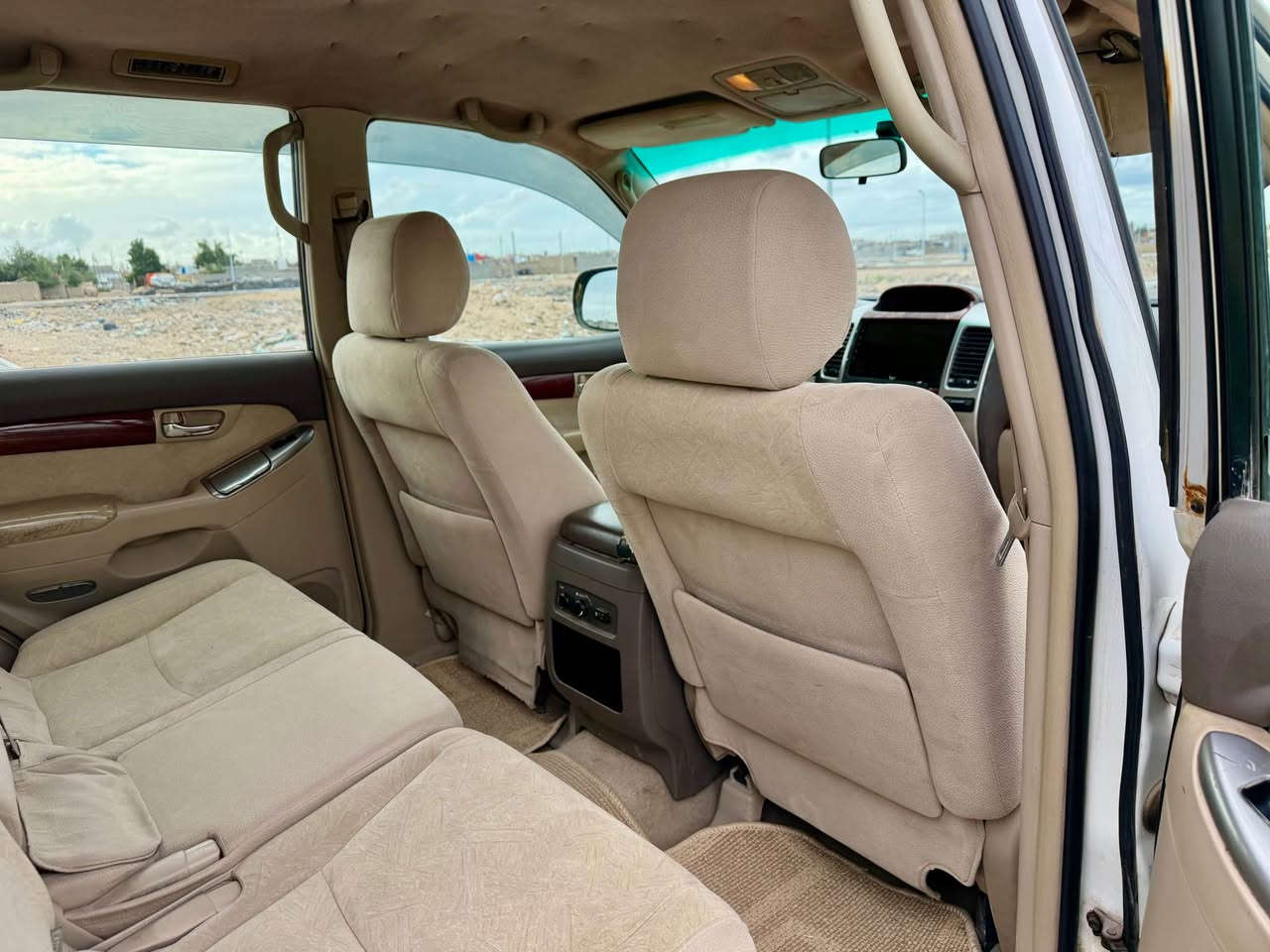 السلام عليكم للبيع أو المراوس حسب القناعه  جيب برادو موديل2008 مكينه 6 سلندر كير مكينه حدادة تخم تاير كهربائيات كله جديد كفاله عامه رقم بصره انگليزي تحويل ثاني يوم  السعر 157 وبيها مجال المكان البصره الزبير 
للاتصال على الرقم 0️⃣7️⃣8️⃣1️⃣6️⃣6️⃣7️⃣5️⃣7️⃣5️⃣5️⃣ الشطره, ذي قار
