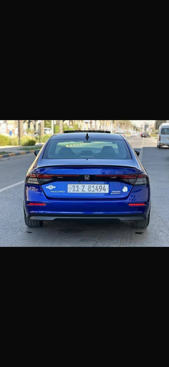 � للبيع —هوندا اكورد هايبرد

الموديل :2023.

سبورت فول مواصفات 

 الموقع: بغداد – حي الجامعة

الموديل: 2023

⏱️ المسافة المقطوعة: فقط 13,000ميل

⚙️ الفئة: Sport – فول مواصفات

 الحالة: ممتازة جدًا، استخدام خفيف ونظيف من الداخل والخارج

 المواصفات البارزة:
محرك قوي واقتصادي
tشاشة وسطية لمس حديثة
نظام تشغيل ذكي (زر تشغيل – بصمة)

كاميرات 360° وحساسات أمامية وخلفية
فتحة سقف – جناح خلفي رياضي

 السعر المطلوب: 21500$ بيها مجال بسيط\
 للتواصل:
***********
*********** بغداد, العراق
