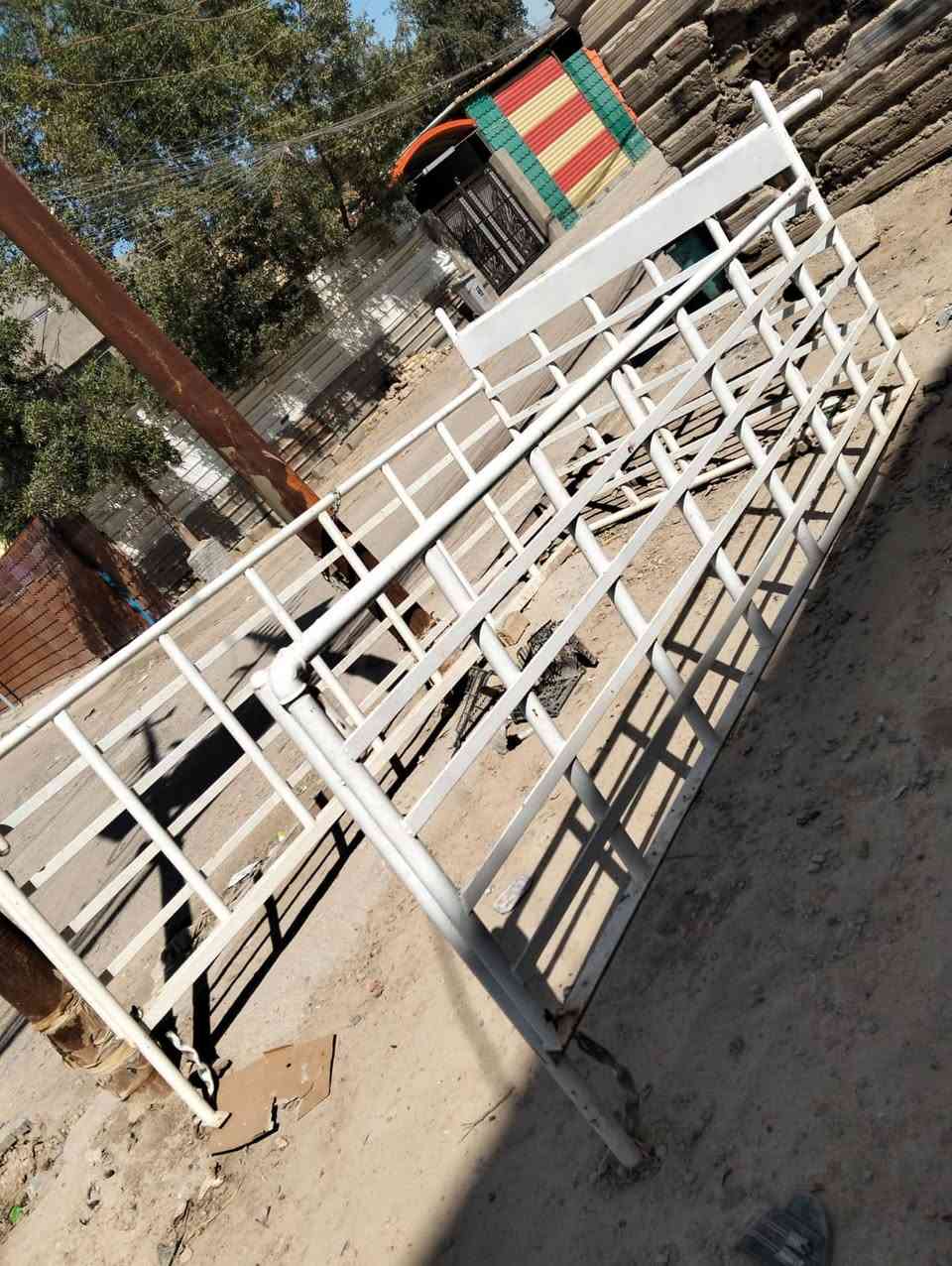 سلام عليكم
Maha Kaya 

￼محجر كيه فحل. نضيف ل بيع. 
مكان بغداد  ***********
