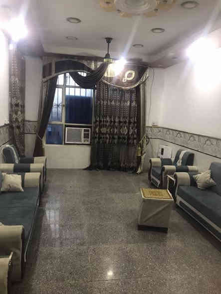 دار للبيع طابو صرف المساحه ١٥٠ بغداد جسر ديالى حي الحكيم طابقين بناء جديد ٣غرف نوم صالتين حمامات مطبخ ستقبال كامل الخدمات مي كهرباء مجاري تبليط ***********
