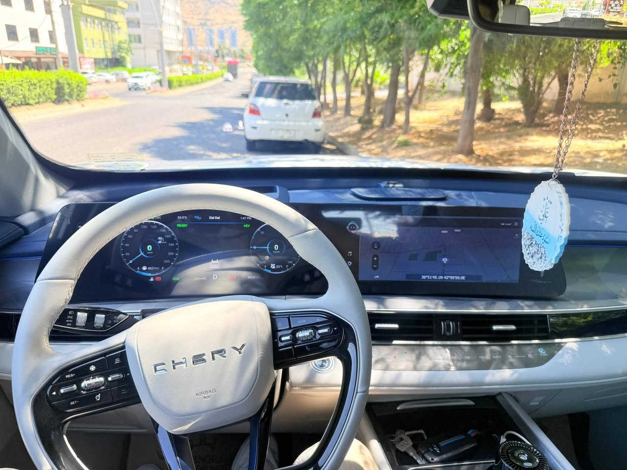 شيري تيكو ٨ بلكن هايبرد فول مواصفات للبيع
Cherry Tiggo 8 pro max PHEV exceed plus 2024 🔥
محركين كهرب ومحرك بانزين ١٥٠٠ توربو 💭
🔴ماشية 4 الف بس  قابل للزيادة 

🪽عزم الدوران ٥١٠ نيوتن💢 و٣٢٦ قدرة حصانية 💯🚀
🪽كير نوع zf الماني DHT wet يتحمل الأجواء العراقية✔️
🪽بطارية ليثيوم عملاقة ضمان ٨ سنوات 🔋
🪽السيارة ضمان كل العراق 🇮🇶 ٦ سنوات او ٢٠٠ الف كيلو متر
🪽لون صدفي ابيض لؤلؤي وغرفة داخل لون اوف وايت مع أزرق  ورصاصي مختم بماركة شيري Cherry 
🪽رقم اربيل 
🪽بانوراما حساسات رادارات نقطة عمياء ذكاء صناعي 👀
🪽كشن طيارة ومساج وتدفئة وتبريد ✈️💺
🪽كامرة داش كام مدمجة بالنظام 🚨📽
🪽كامرات 3d تعطيك رؤية ٣٦٠ درجة 
🪽حساسات وقوف 
🪽بريك اوتو هولد 
🎼🔊نظام صوتي من أرقى شركة Sony مع صب ووفر
🎳سايد بريك بصمة 
🎳جام معزز (دبل جام ) لعزل الصوت 
🎳نظام تجنب الحوادث الذكي (مثل تسلا )🪂
🎳دخول ذكي بدون مفتاح 
🎳إنارة ترحيبية مع موسيقى 
🎳إنارة أمامية وخلفية ديناميكية led 
🎳نظام تقنية الهواء مع ٣ عطور وفلترة هواء الايوني 
🚗اطارات ١٨ 🛞
🚗إنارة محيطية متنوعة الالوان 🎡
🚗غرفة السيارة جلد نابا لون اوف وايت 
🚗ثلاث أنماط قيادة 
🚗ناطق ذكي وايعازات صوتية 
🚗تسارع جميل جدا يصل الى ٦ ثواني ⚡️☄️
🚗تبريد مركزي بمناخ منفصل للركاب والتبريد ولاغلطة 🌬❄️
🚗بوصلة واتجاه القبلة للصلاة 🕋

⬅️ مواصفات كثيرة جدا ممكن شملها بالفيديو بالروابط التالية 
https://youtu.be/2oa0Mv8NvZg?si=tB_P2UXPLmfbGiJD
⬅️شرح من شركة باركود (جماعة كبة لوز )
https://youtu.be/efmnskN-g_c?si=fh-nEJoTRh_8gQXm

🛅مرفقات السيارة : دفتر ضمان وشاحنة و جك واسعافات اولية
مكان السيارة الموصل 
السعر 190$. 29 مليون وبيها مجال
للعلم السيارة بلشركة سعرها 41 مليون
السيارة رقم بغداد تحويل بشرط
للاستفسار الاتصال على الأرقام التالية 
☎️ ***********
☎️ ‭0773 694 8518
