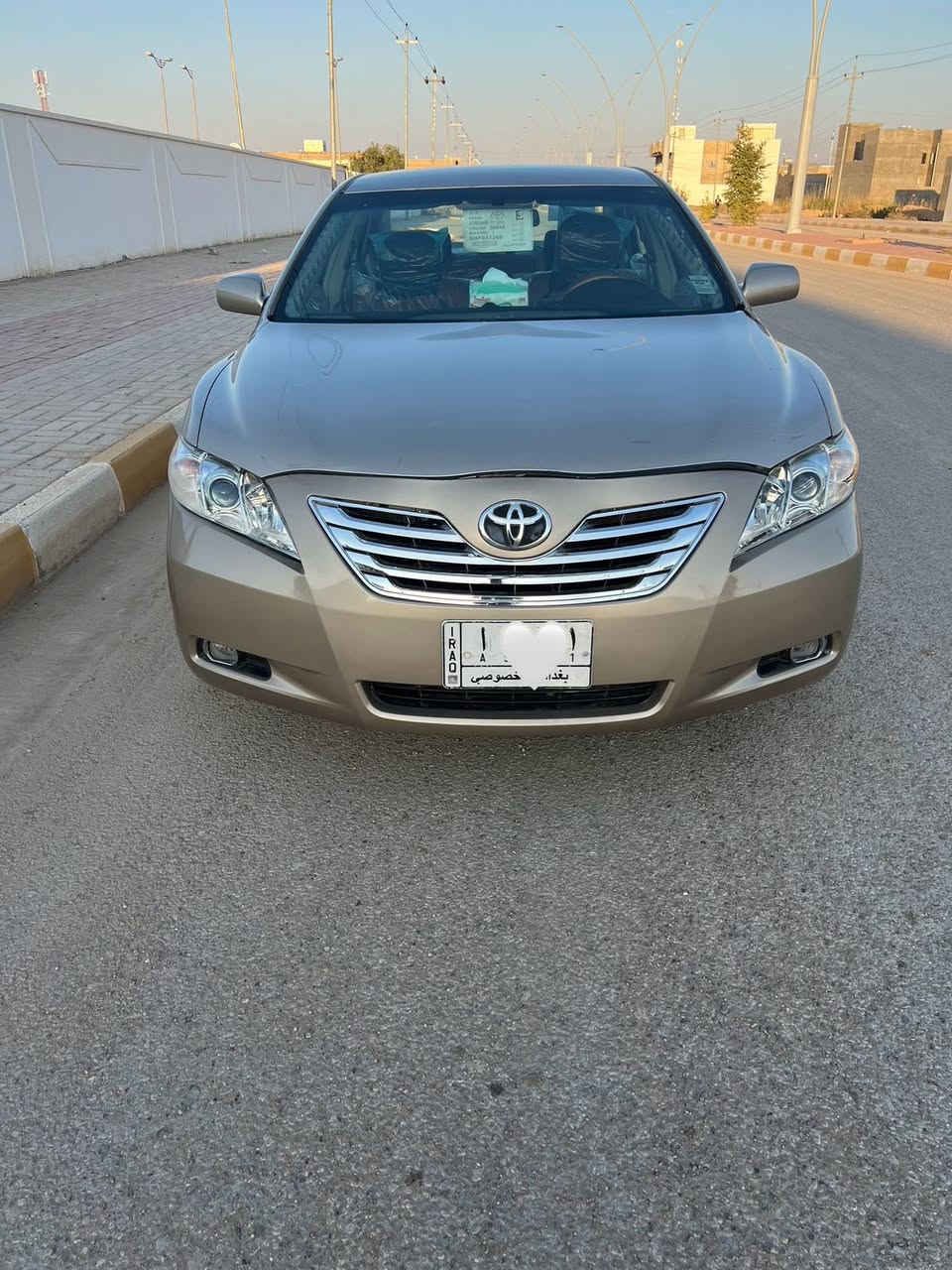 للبيع كامري 2007 وارد امريكي
ضرر جاملغ امامي بدون دواخل 
ومصبوغه جماليه بدون دواخل 
اثر جراد 
محرك كير مال حاويه جدد مبدلهن
تخم تاير حديد 
صدر جاهزه سياره الف مذب عليها 
رقم بغداد تحويل مباشر 
سياره كلش حلوا جديده دواخله جديده
عنوان الرمادي  
السعر86 وبيها مجال للشراي 
الستفسار. ***********
