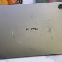 ايبت هواوي ميت باد 11es  مساحه 128 رام 8 جيجابايت  كأمره إماميه و خلفي...