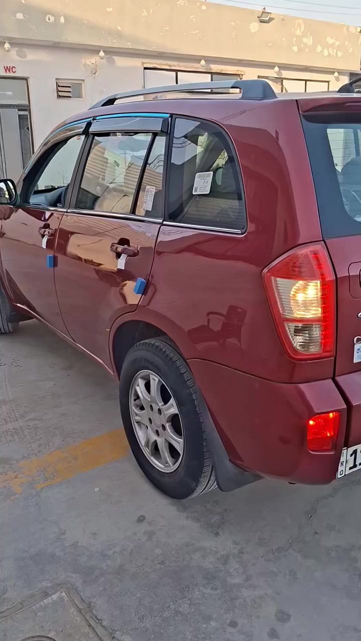 اسلام عليكم اخوان تيكو للبيع موديل 2014 كير ميكانيكي مكفوله من الضربه والتبديل فقط رشات صبغ كما شارح بلمقطع سياره جاهزه من كلشي محرك مكفول رقم بغداد نكليزي ثاني يوم احولك تبريد ثلج تخم تاير حداديه خلفي امامي كله جديد لايت زنون شاشه كامره سياره خير من الله متصرف عليه ربع السعر 60وبيه مجال سعرها جوه السوك بيع مستعجل الهاتف *********** مكان السياره كوت منطقه الخاجيه غير متواجد ع الفيس فقط اتصال
