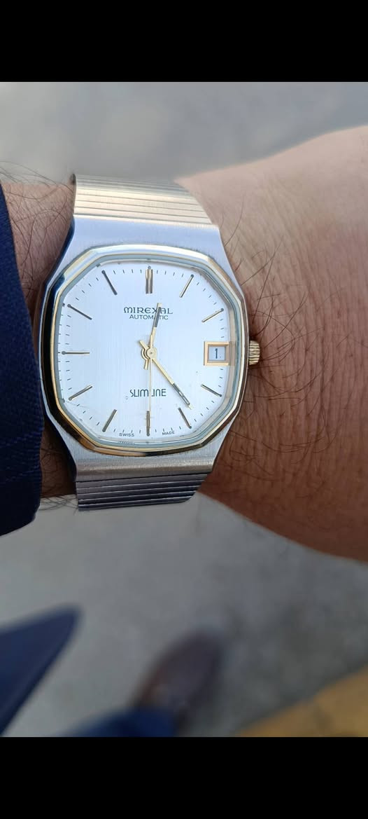 ميركسال سليم لاين
Mirexal Slim Line 
سويسري اوتوماتيك ٢١ حجر
ابعاد ٣٥×٤٠ ملم
شبه قشطة
تو تون
بلادي بالكامل 
نظافة كالجديد 
السعر ١٥٠ الف


**إذا كنت صاحب هذا الإعلان وتريد حذفه لأي سبب، رجاءا أرسل رسالة إلى الدعم الفني**