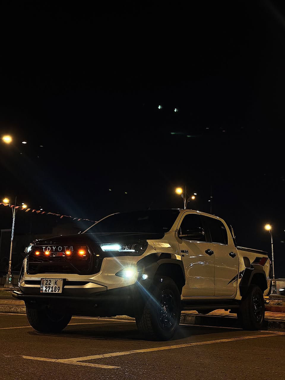 السلام عليكمGR 2025
ساز مواصفات معروفة 🤚🏻
 
مسستمة من كل نواحي عليه سلايت بدي مغلفة فابلون اسوداصلي ضمان 5سنوات   بنيد وقمارة للجمالية ماتصرف علية ربع دينار كاملة من كل لنواحي دركة تزويد مو وياة الي تعجبة ينطي حسابة وياخذة سيارة بية بارد باب الصدر ودوسة الي جوة الباب ولباقي كفاله عامة من كير مكينة حدادية ماشية 42 
 
رقم اربيل تريد تحويل تريد وكالة 🇪🇭✅

مكان السيارة كربلاء الي تعجبة يشرفني وكل الهلا بيه
للاتصال ***********
