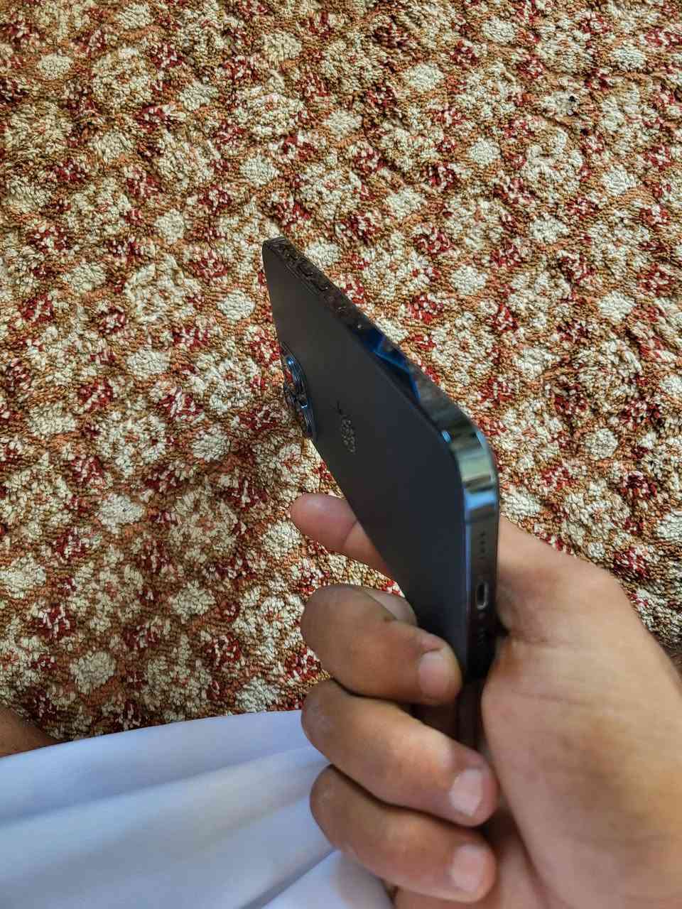 12 برو ماكس مبدل شاشة و بطارية ذاكرة 128 للبيع و مراوس شراي خاص و اتصل ***********
