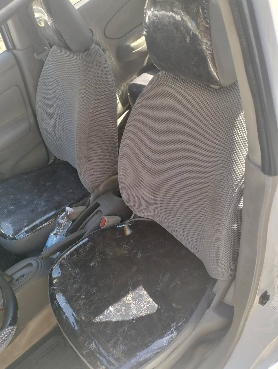 السلام عليكم البيع نيسان سني هنديه بليته الزركه موديل 19 مكفوله كفاله عامه سياره بسمي تحويل مباشر مصفره غرامات ماشيه 200 السعر 95 وبيها مجال 
رقم ***********

